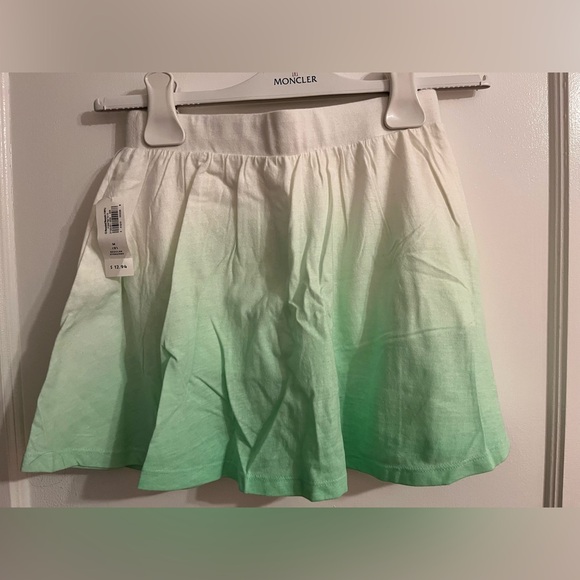 Old Navy Other - Old Navy Girls Green/White Ombré Skort Size Medium (8) NWT